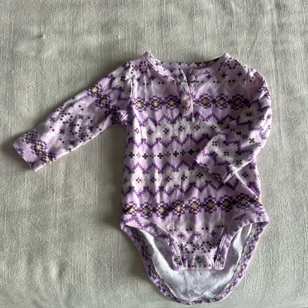 Carters onesie (flannel)